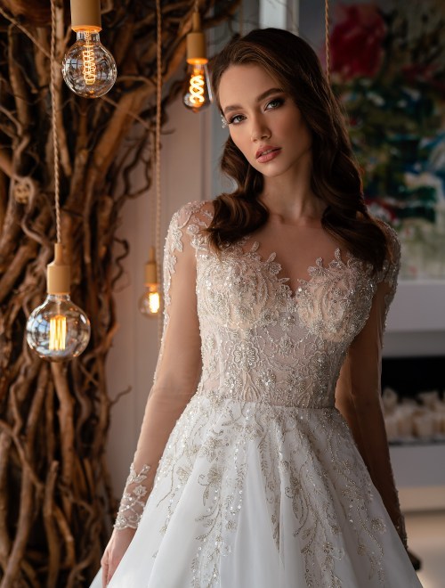 https://elisebride.ro/images/stories/virtuemart/product/HANNAH             (2).jpg